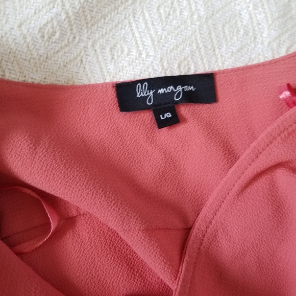 Lily Morgan Flowy Coral Top - Picture 3 of 4